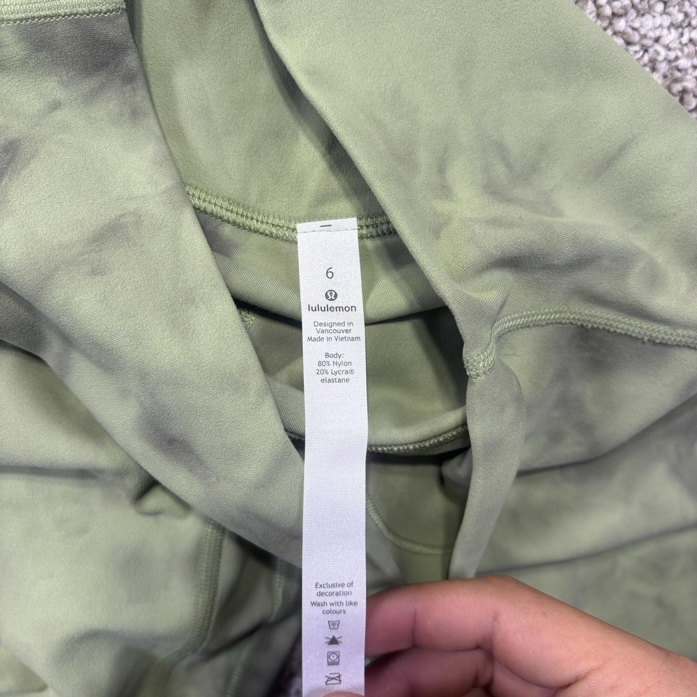 Lululemon Leggings Womens 6 Green Tie Dye Crop High Rise Yoga Pants Athletic - Picture 7 of 7